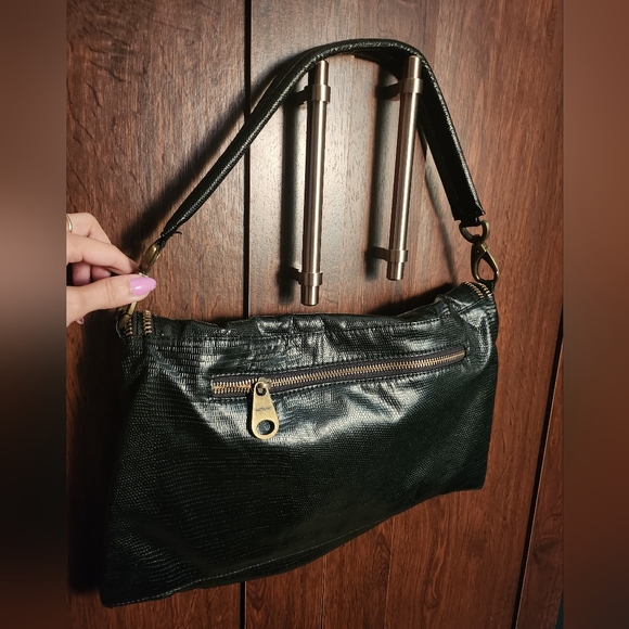 Matt & Nat black envelope shoulder bag - Picture 4 of 9